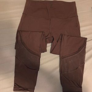 Lululemon Mesh 7/8 leggings